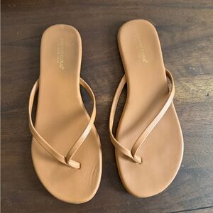 Women's Tan Flip-Flop Sandals